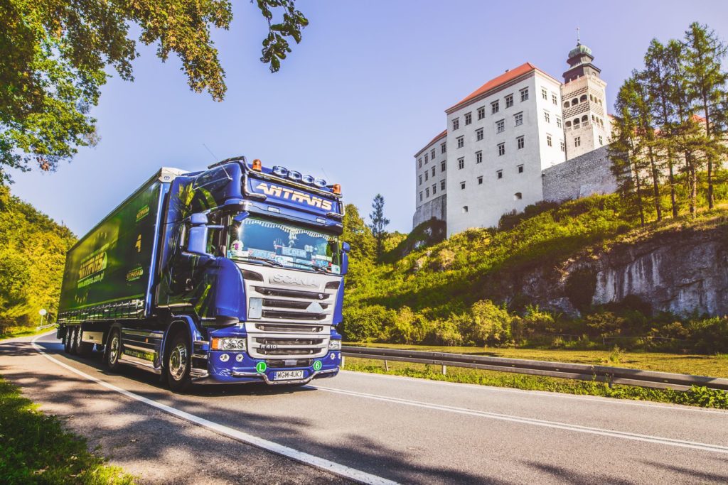 Antrans BiS 15 Zestawy przewoźników na trasie