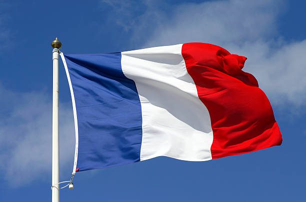 Zakazy-ruchu-ciezarowek-we-Francji
